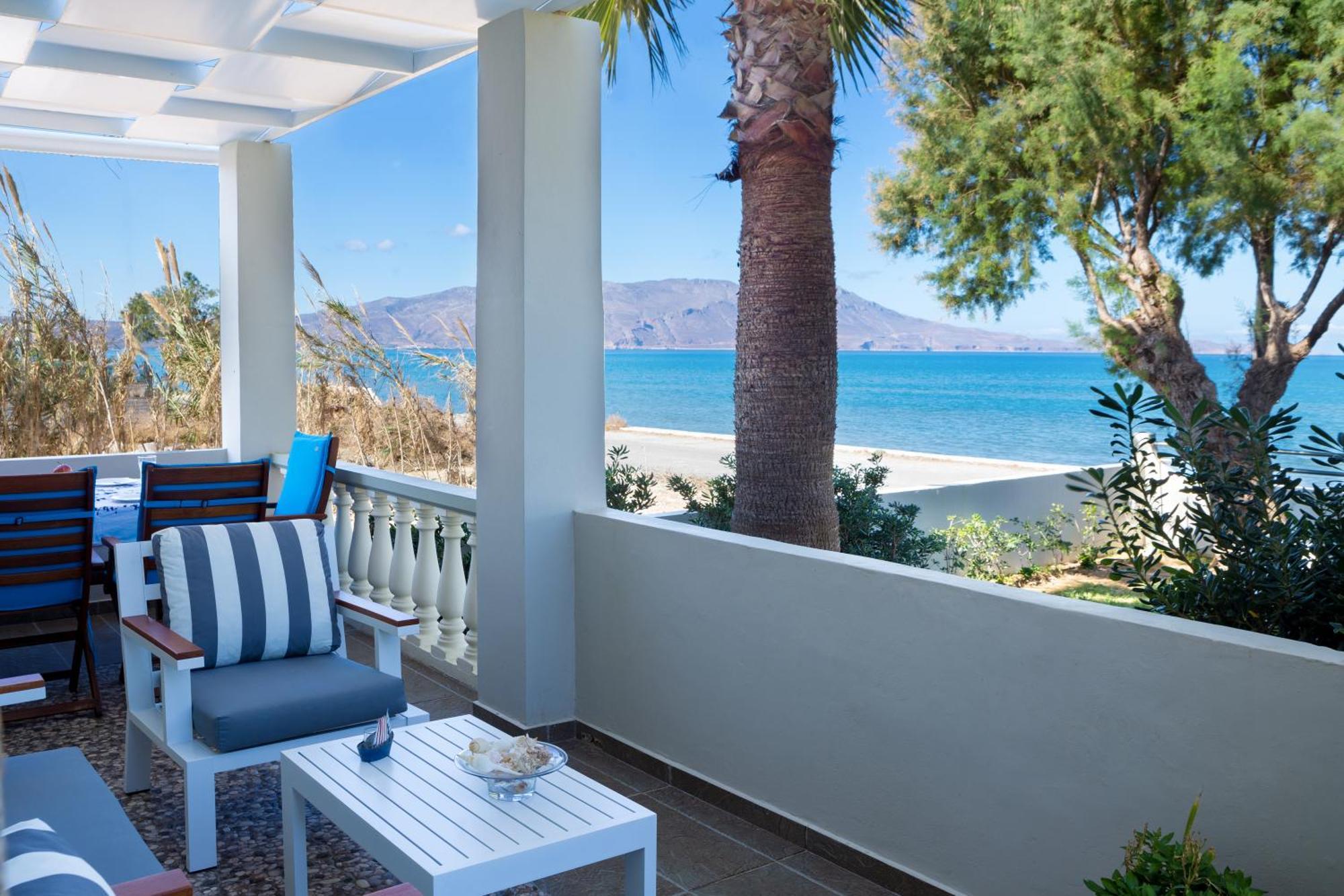 Big Blue Exclusive Beachfront Villa Kíssamos Exterior foto